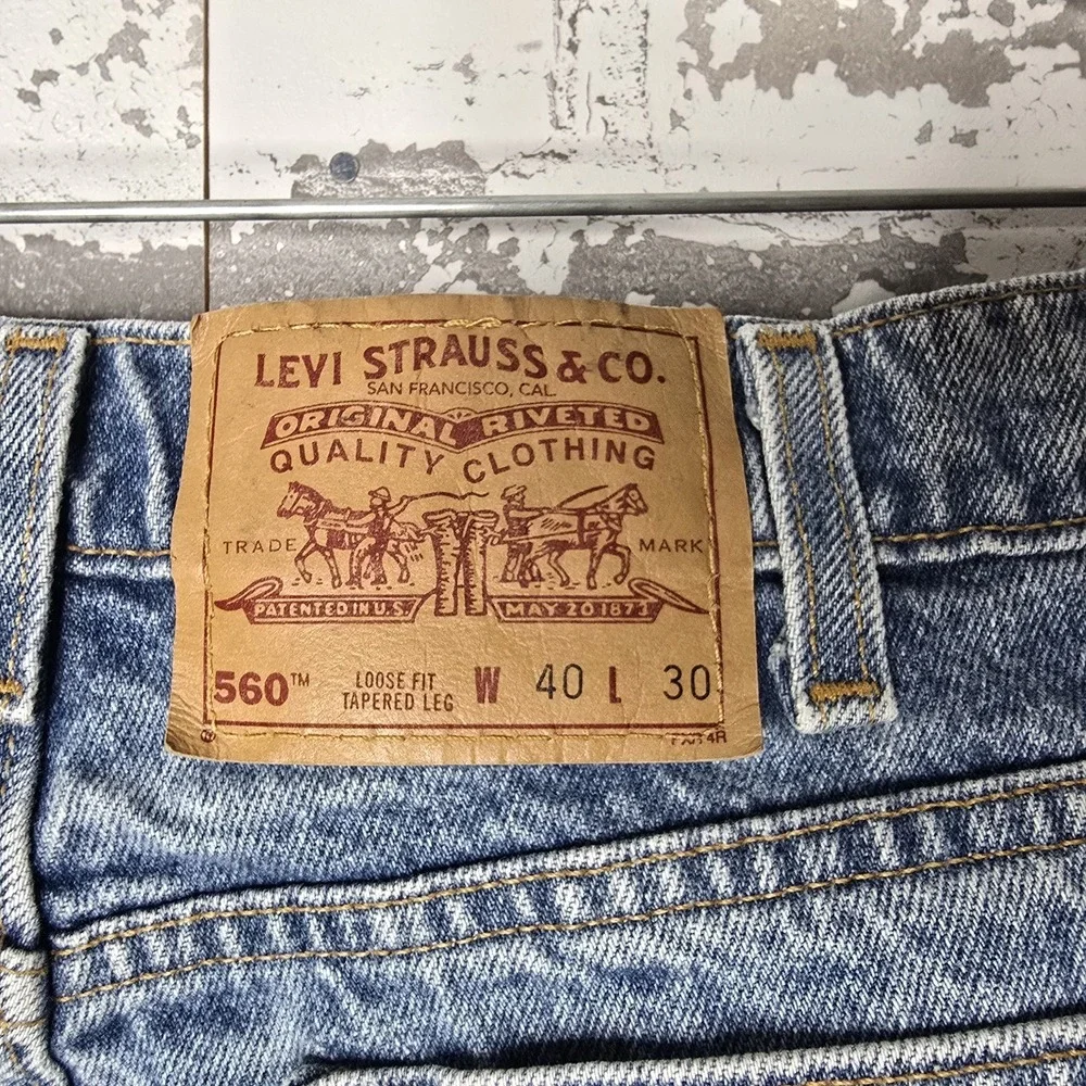Levis 560 Jeans Mens 38x30 Light Blue Wash 100% Cotton VTG USA Loose Fit Tapered
